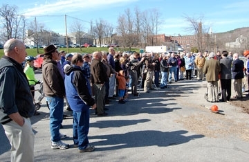 crowd_web.jpg