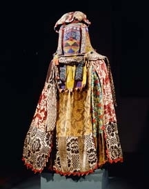 ArtsEgungunCostumeWeb.jpg