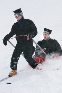 FEB07gradsScottBuckleyAndCourtneyMatsonWEB.jpg