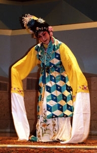 Pek_opera_woman.jpg
