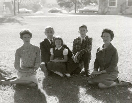 a2pfarmstrong_family013.jpg a2pfarmstrong_family013