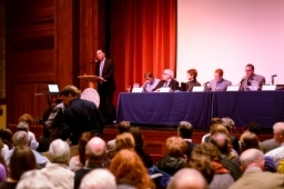 divestment_9636.jpg divestment_9636