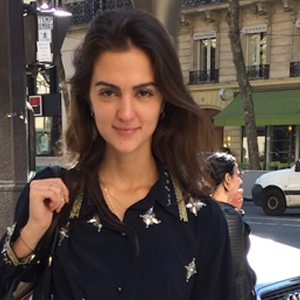 Paris_student.jpg Paris_student.jpg
