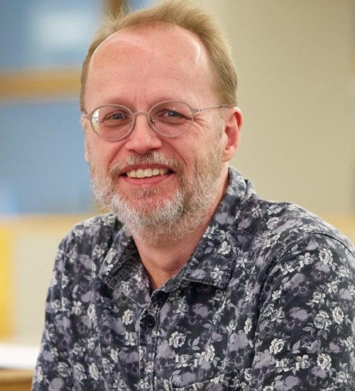 terry_simpkins_headshot_18_0.jpg