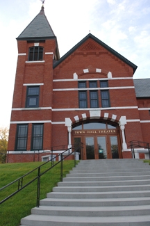 town_hall_theater_07
