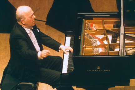 IvanMoravec2Web.jpg
