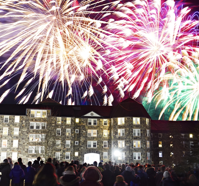 Winter_carnival_fireworks_news.jpg