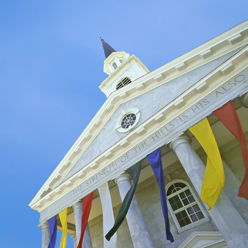 meadchapel-middleburycollege-wbanners-square