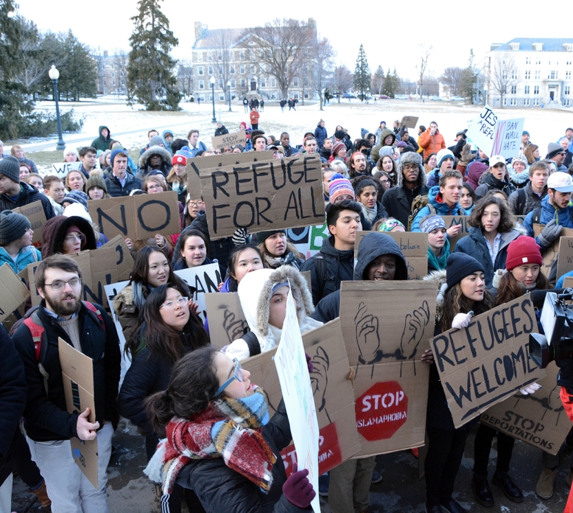 rally_4421_crowd_news.jpg