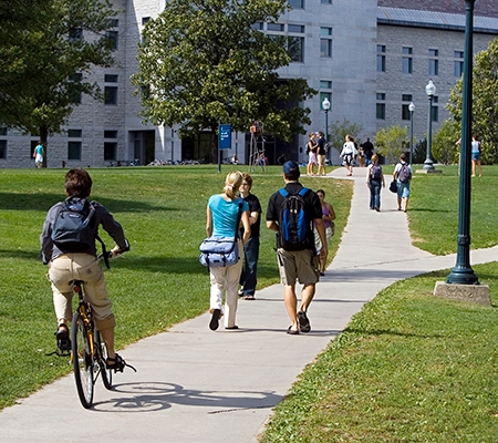students_campus.jpg