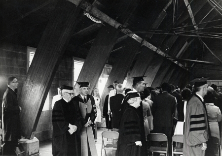 a2pfarmstrong_regalia_fieldhouse006.jpg a2pfarmstrong_regalia_fieldhouse006