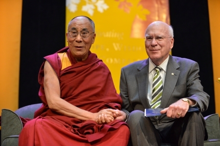 hhdl_leahy_stage.jpg