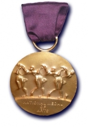medal_of_arts