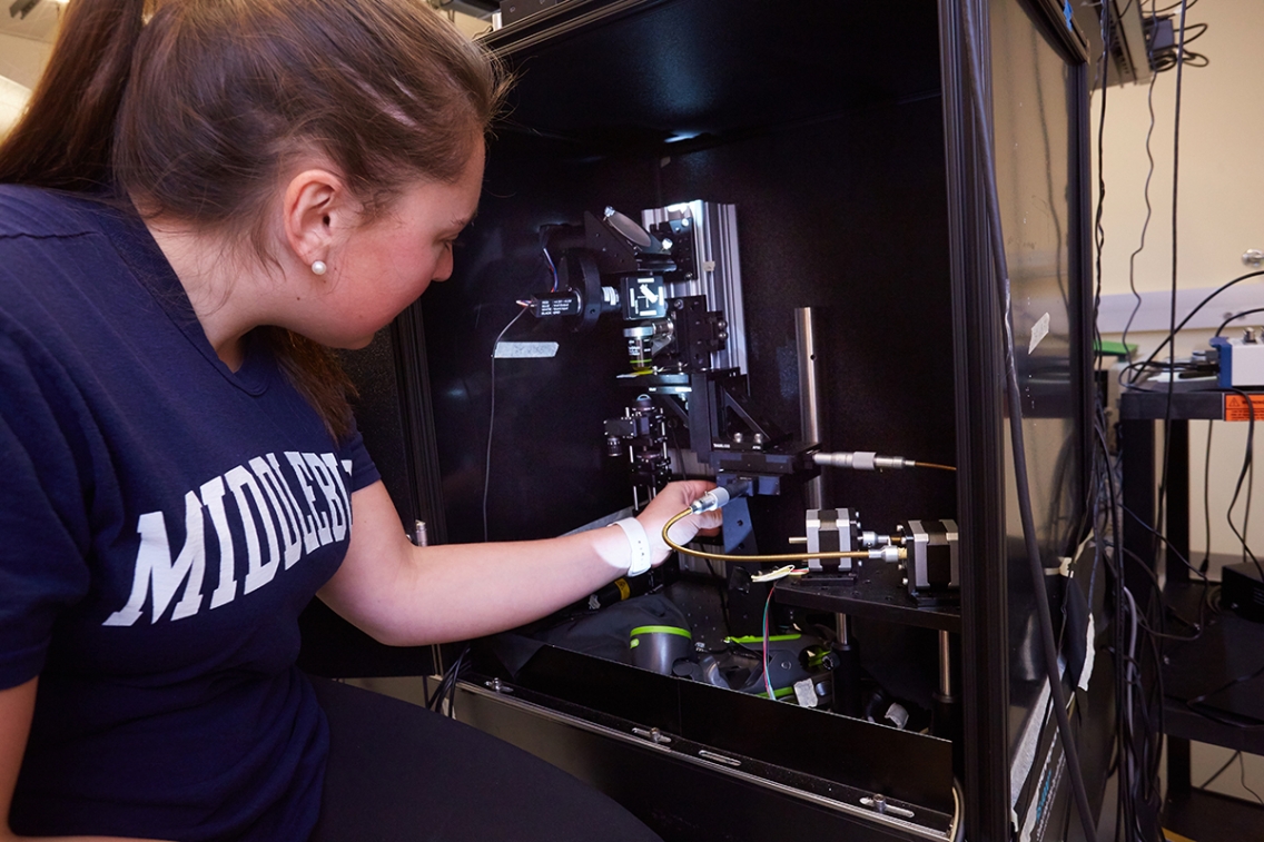durst_lab_emma_microscope.jpg