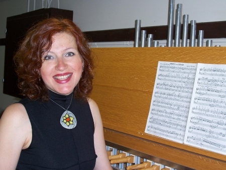 elena_sadina_1.jpg Elena_Sadina-carillon