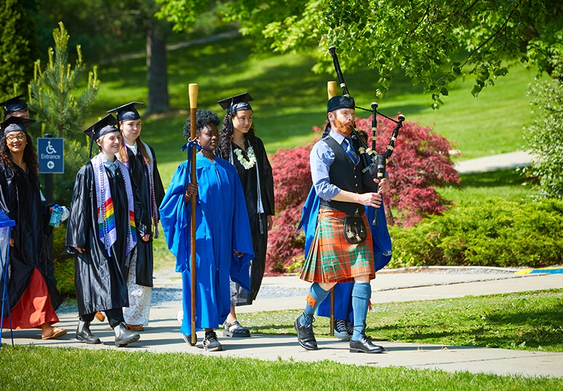 Student procession to commencement