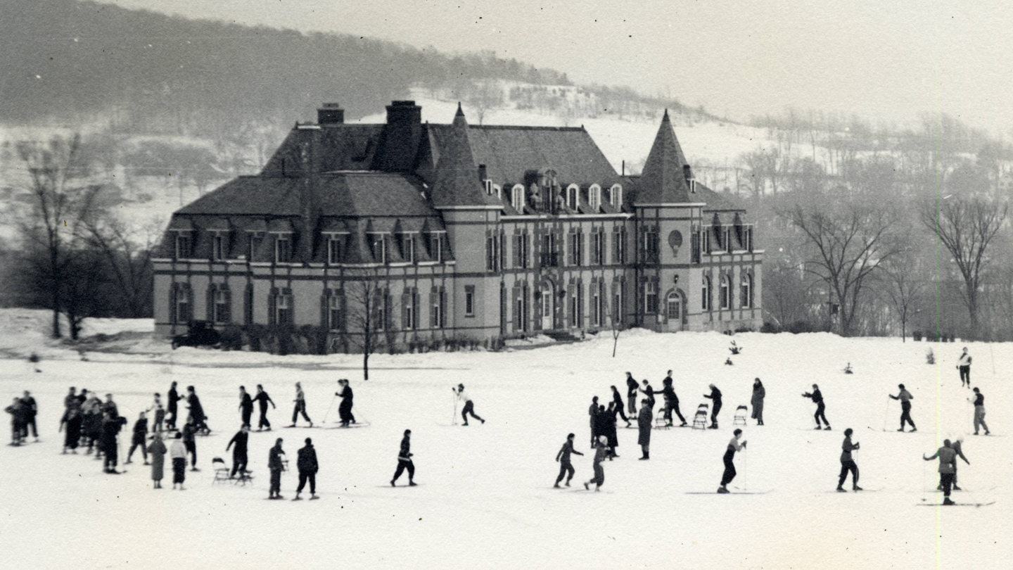 winter sports in alongside the chateau