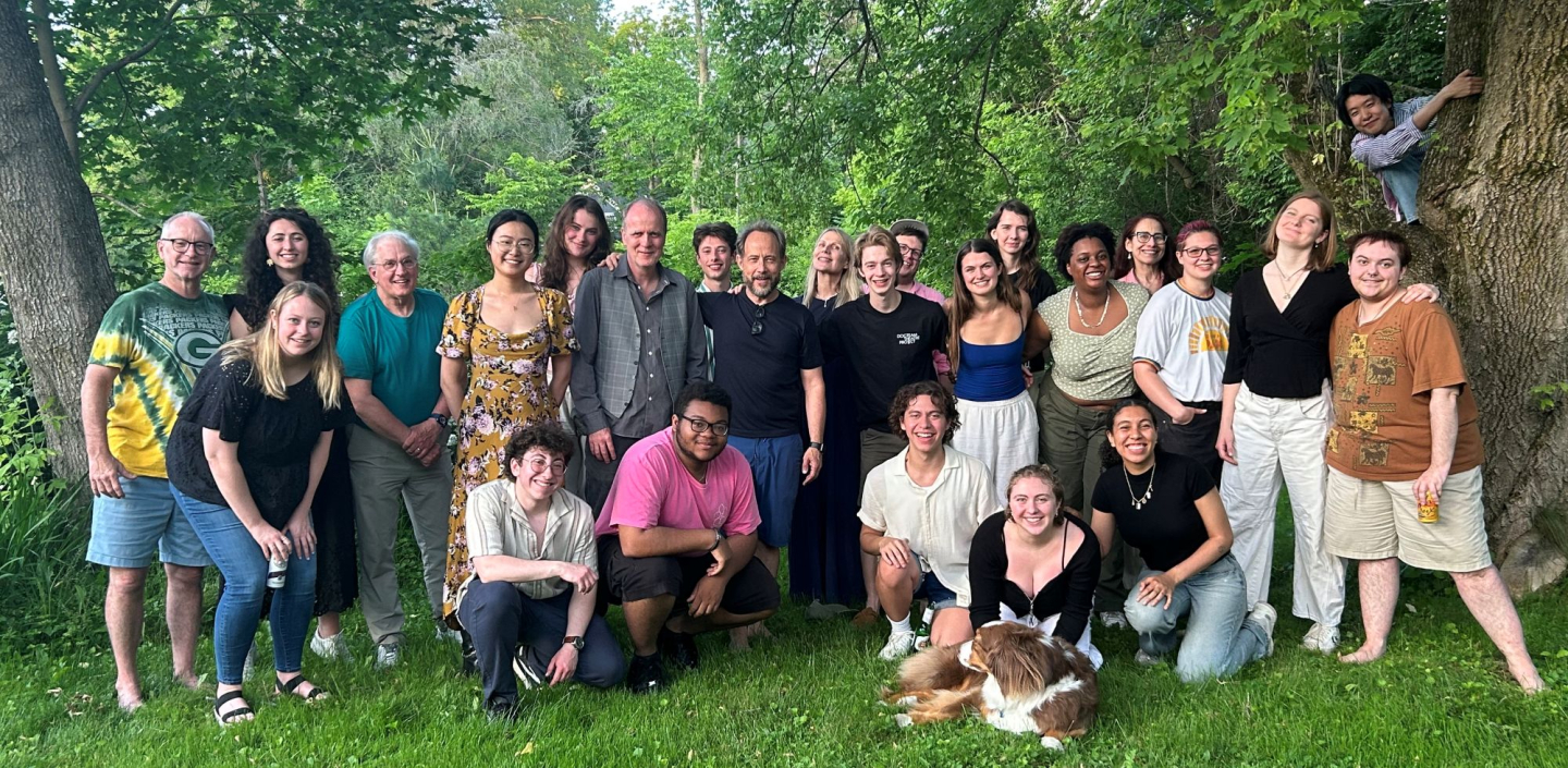 Group shot of Dogteam 2025 Company