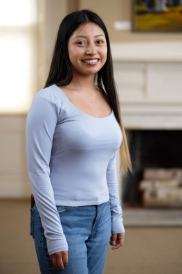 Profile of Cindy Castillo ‘27