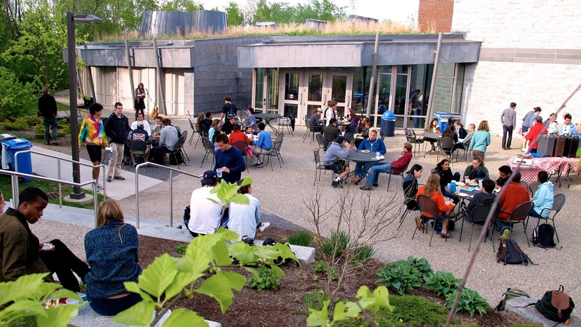 Many students eat outside the dining halls during warmer months.