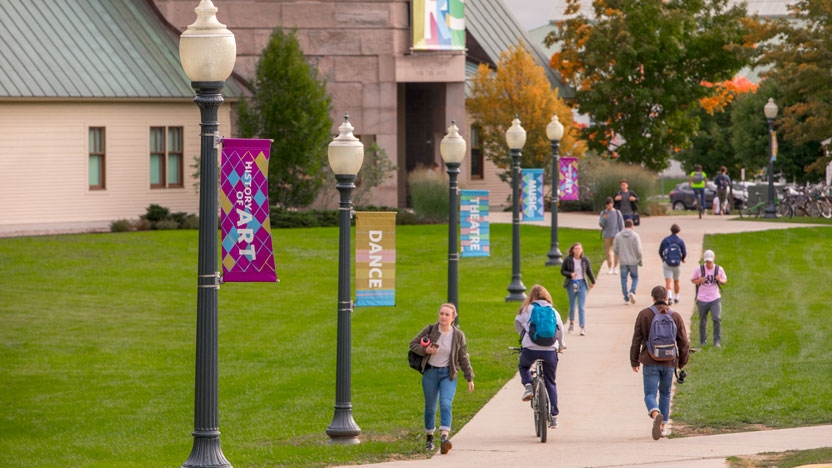 Students outside the Mahaney Arts Center.