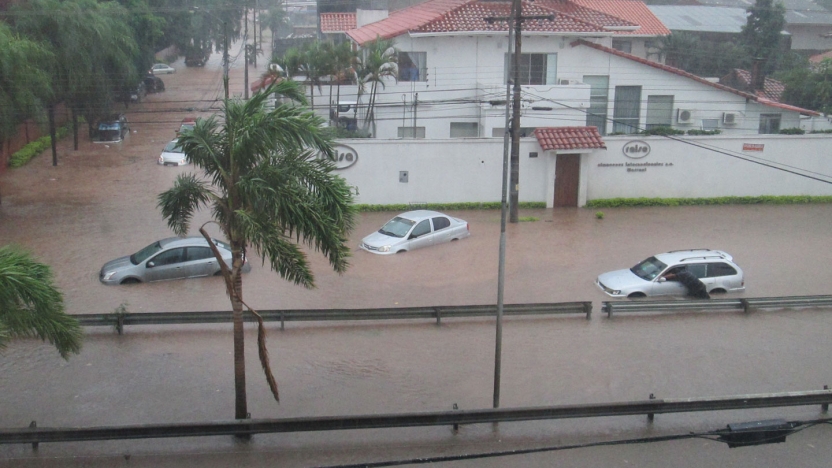 Scene from a tropical storm in Santa Cruz de la Sierra.