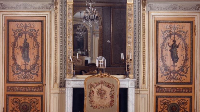 Chateau Parlor