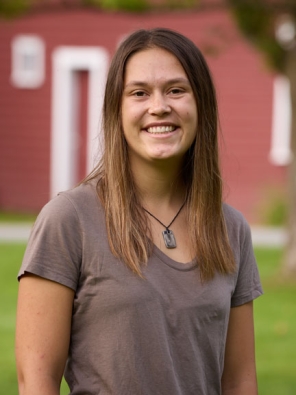 Profile of Clara Sandberg '24.5