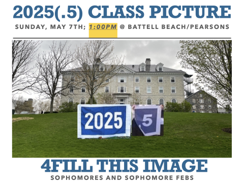 Class banner 2025.5 in front of Pearsons Hall on the Middlebury Campus