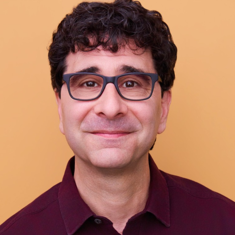 Headshot of John Cariani