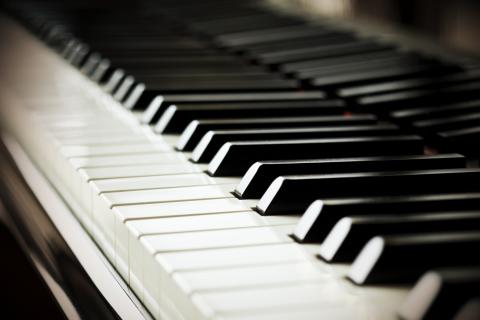 close up of a piano keyboard