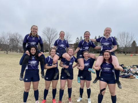photo of the Middlebury College Women's Rugby team
