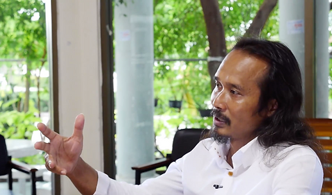 Sompong Srakaew began working on migrant worker issues after graduating with a degree in social work in the 1990’s. He founded LPN in 2004 to pursue justice for migrant workers in Thailand.