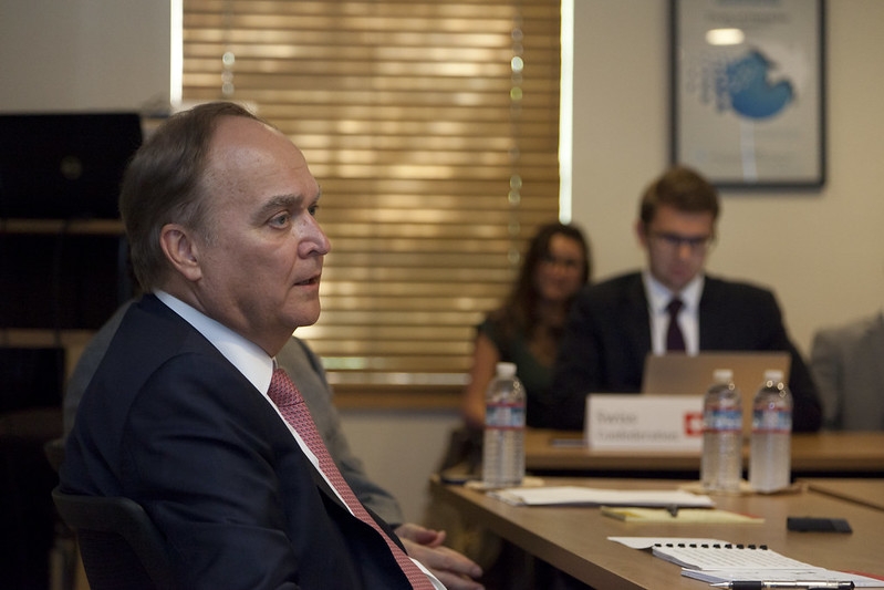 Antonov speaking to students