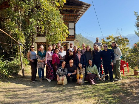 MIIS students at Punakha Dzong