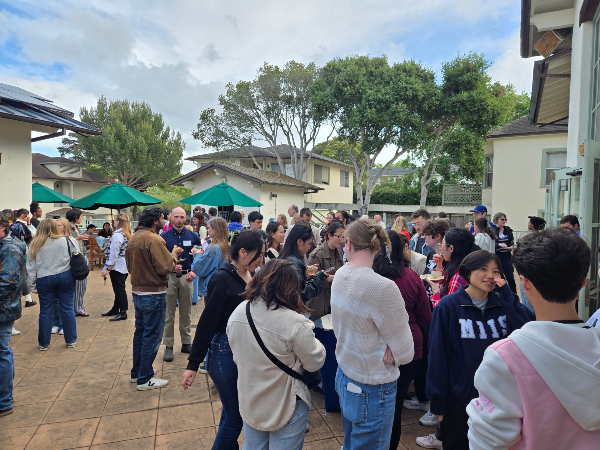 the crowd outside Samson on the patio
