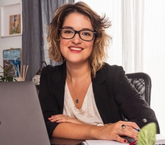 Vall, Anna Suades