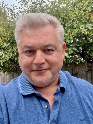 Profile of Pablo Oliva