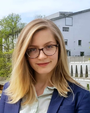 Kamila Godzinska professional photo