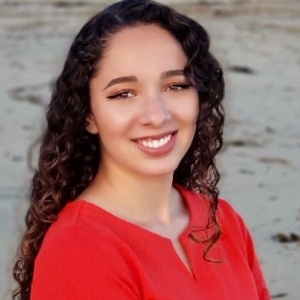 Headshot of Annaliese Black