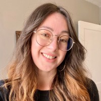 Amanda Blackwell Headshot