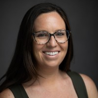  Erin Lannon headshot