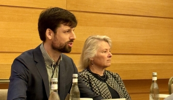 Dr. Slezkine at Trialogue