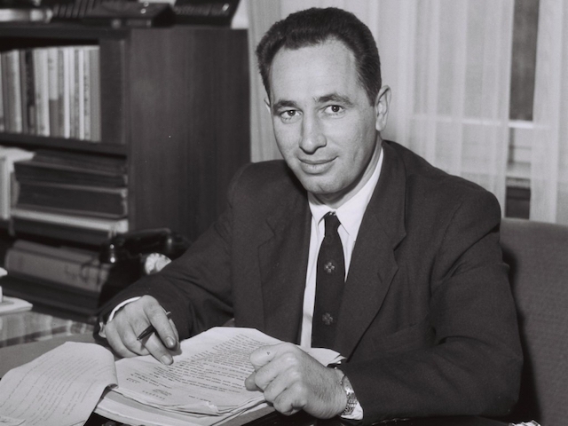 Shimon Peres 1957