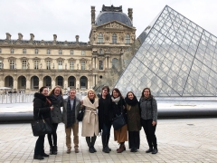 Kelly Bohan and classmates at the Louvre in Paris