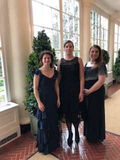 Three alumnae at White House State Dinner for Macron