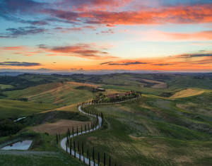 Image of rolling hills in Tuscany Italy at sunset