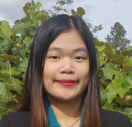 Headshot of Julie Huynh