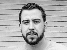 Drew is a journalist who attended the school of french