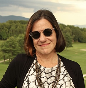 Profile of Esther Hernández